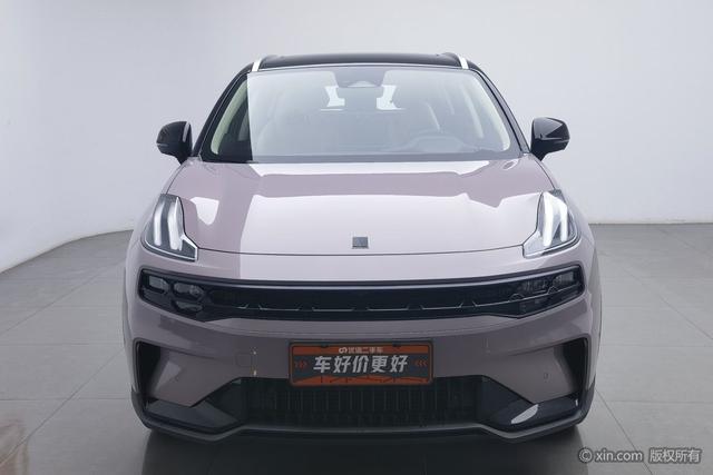 Lynk & Co 06 - фото 2