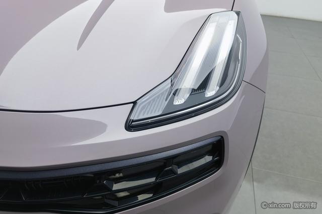 Lynk & Co 06 - фото 4