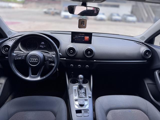 Audi A3 - фото 2