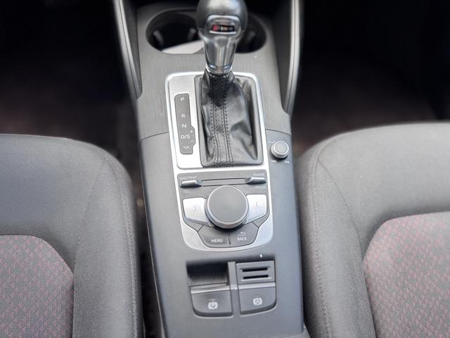 Audi A3 - фото 4