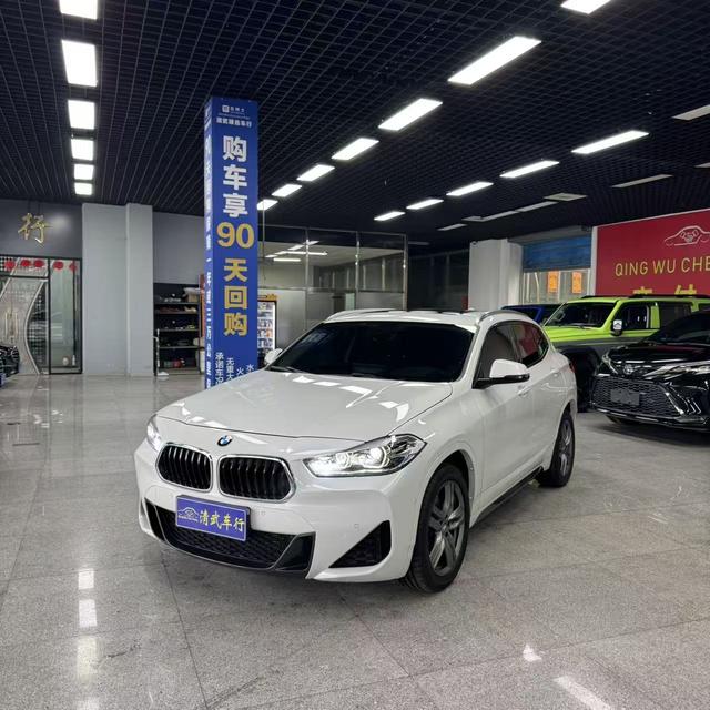BMW X2 - фото 0