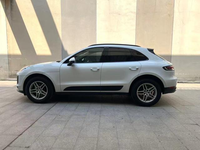 Porsche Macan - фото 4