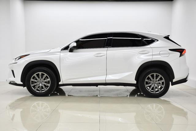 Lexus NX - фото 2