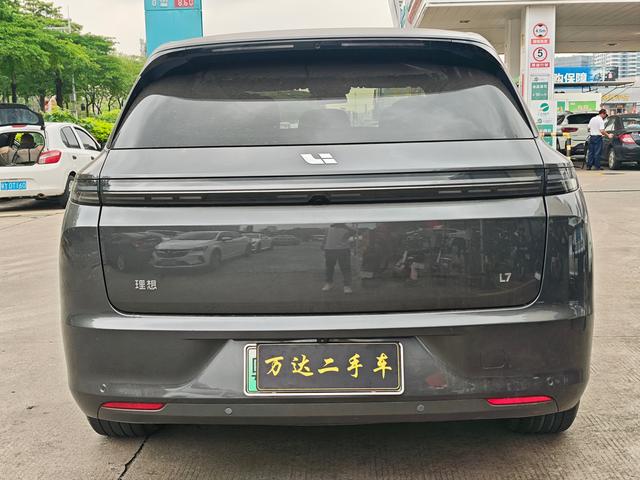 Li Auto L7 - фото 4