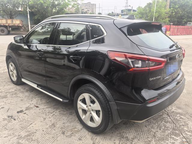 Nissan Qashqai - фото 2