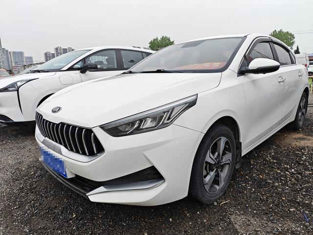 Kia K3 - фото 0