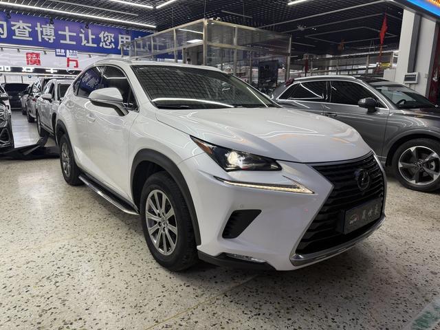 Lexus NX - фото 2