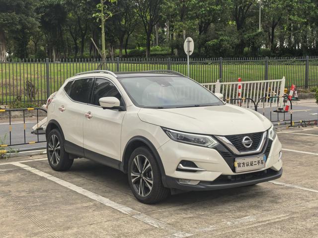 Nissan Qashqai - фото 2