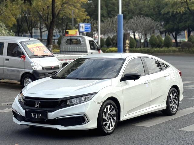 Honda Civic - фото 0