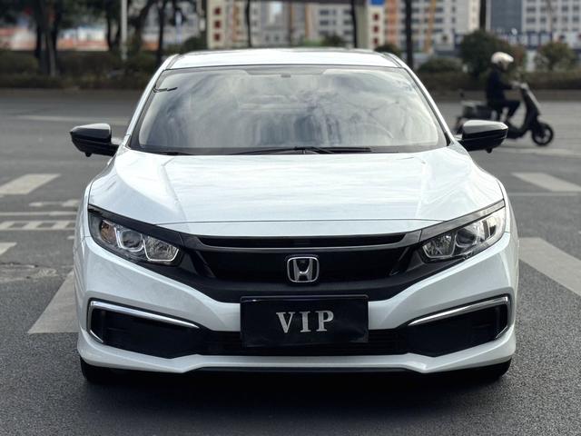 Honda Civic - фото 1