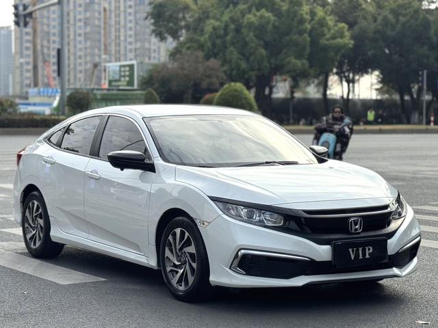 Honda Civic - фото 2