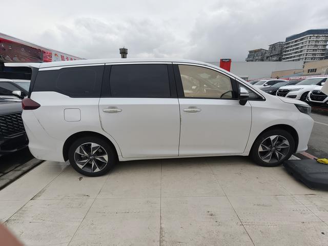 GAC Trumpchi Trumpchi M6 - фото 3