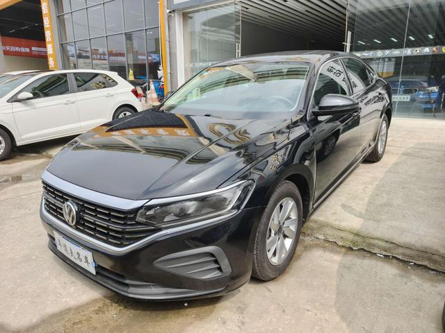 Volkswagen Passat - фото 0