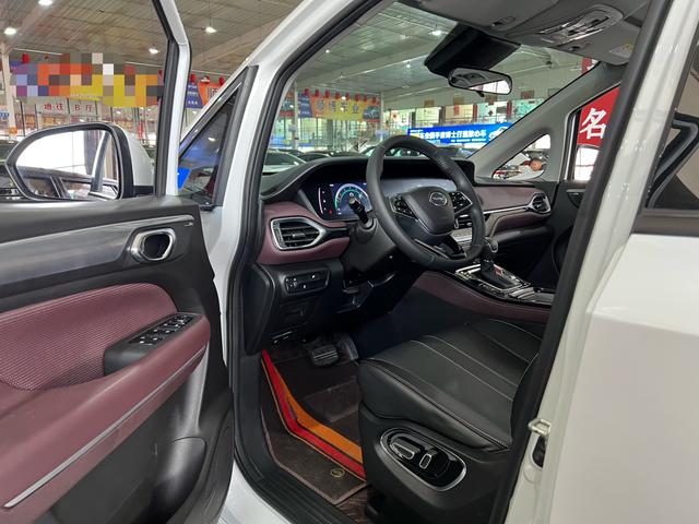 GAC Trumpchi Trumpchi M6 - фото 3