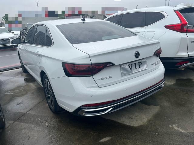 Volkswagen Sagitar - фото 3