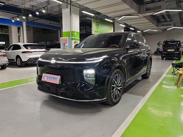 Changan Qiyuan Q07 - фото 0