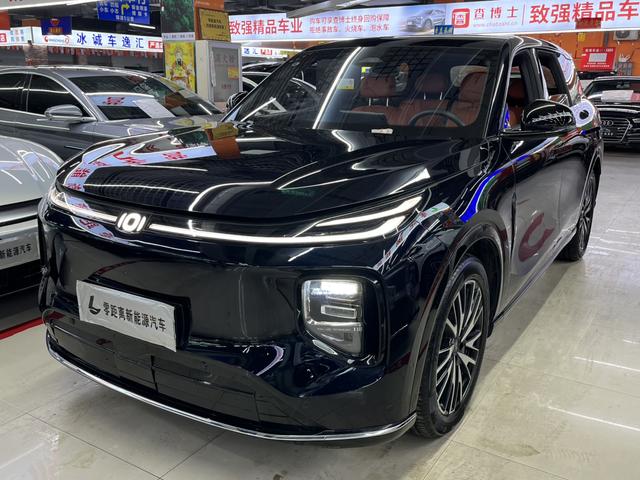 Changan Qiyuan Q07 - фото 0