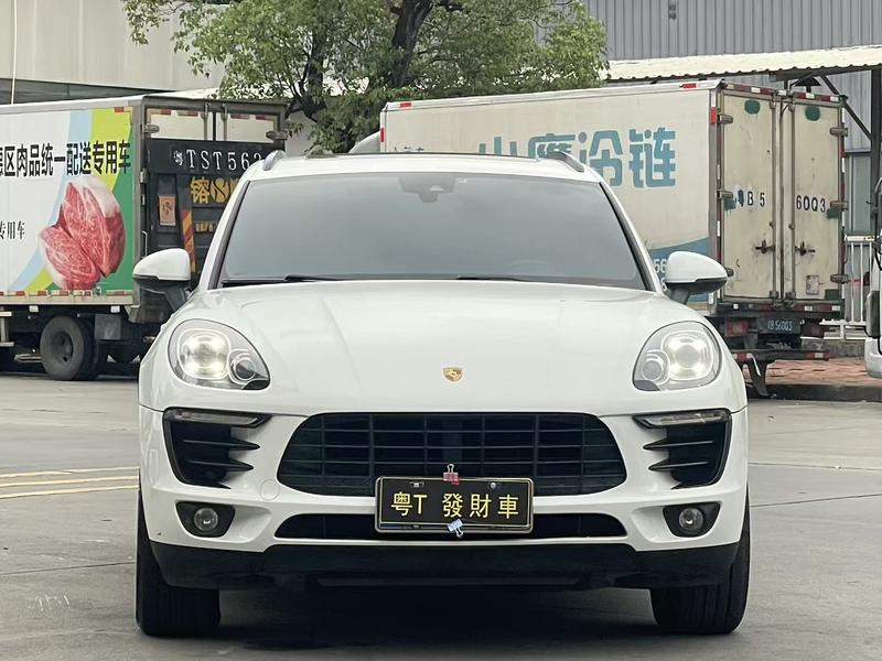 Porsche Macan - фото 1