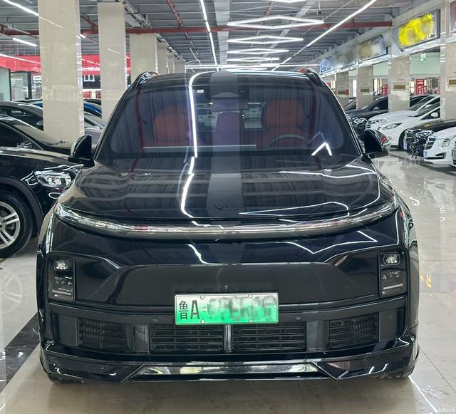 Li Auto L7 - фото 1