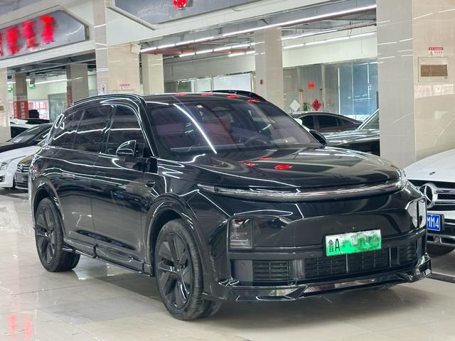 Li Auto L7 - фото 2