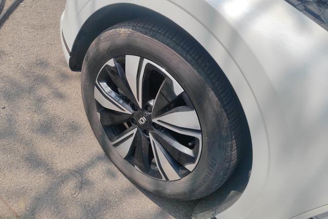Changan Qiyuan A07 - фото 4