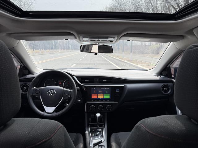 Toyota Corolla - фото 4