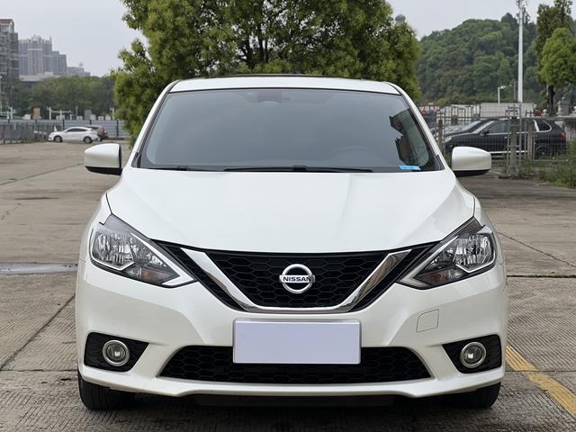 Nissan Sylphy - фото 1