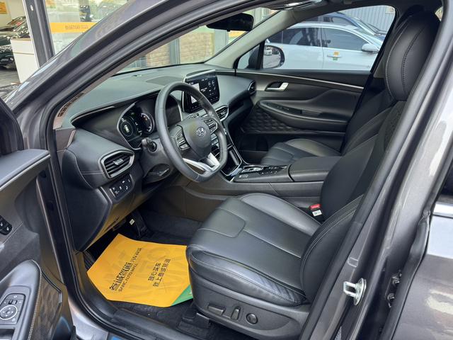 Hyundai Santa Fe - фото 4