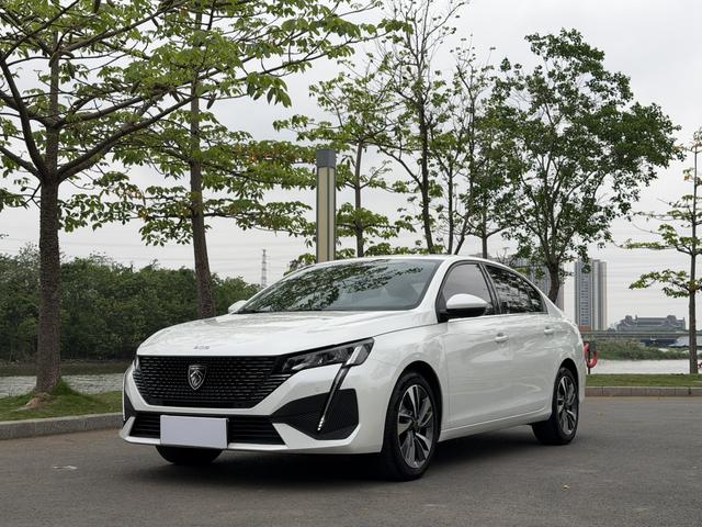 Peugeot 408 - фото 0