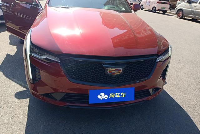 Cadillac CT4 - фото 2