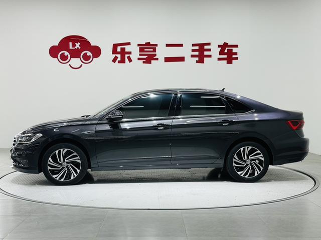 Volkswagen Sagitar - фото 1