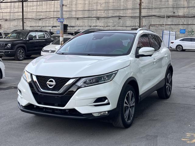 Nissan Qashqai - фото 0