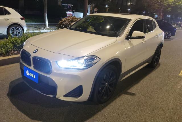BMW X2 - фото 0