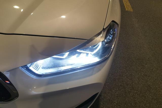 BMW X2 - фото 1