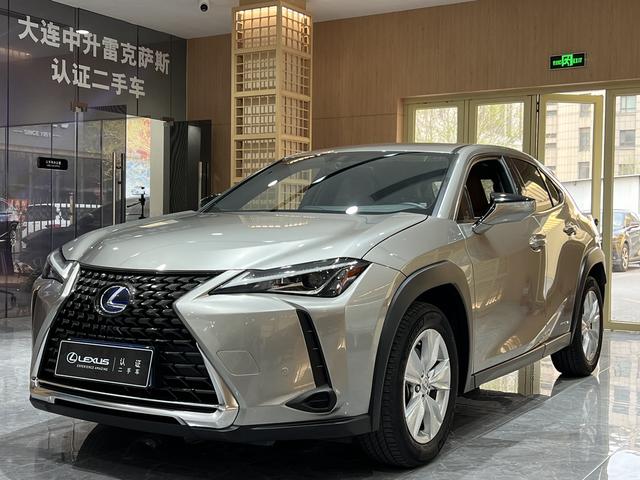 Lexus UX - фото 0