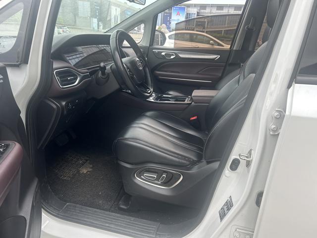 GAC Trumpchi Trumpchi M6 - фото 3