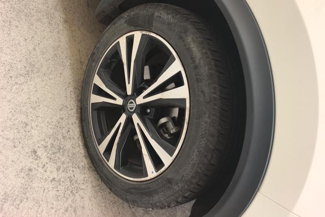 Nissan Qashqai - фото 4