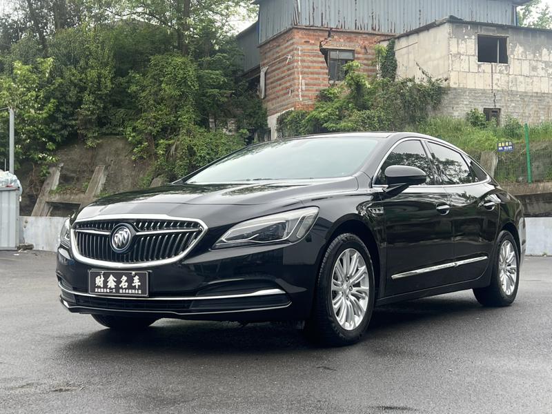 Buick LaCrosse - фото 0