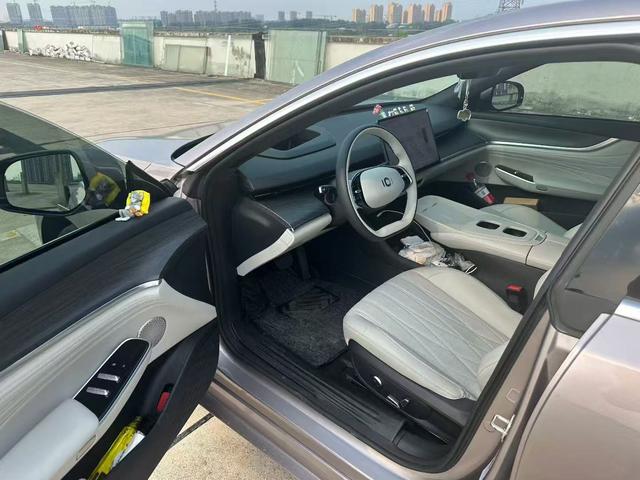 Changan Qiyuan A07 - фото 3