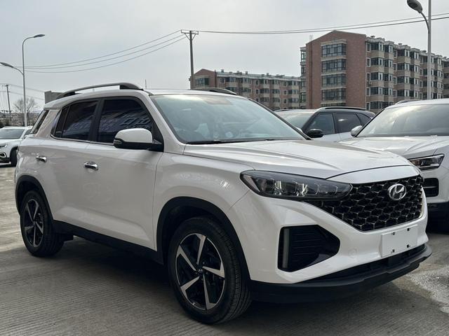 Hyundai ix35 - фото 2