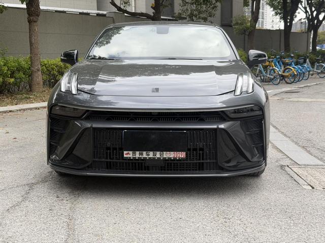 Lynk & Co 03 - фото 1