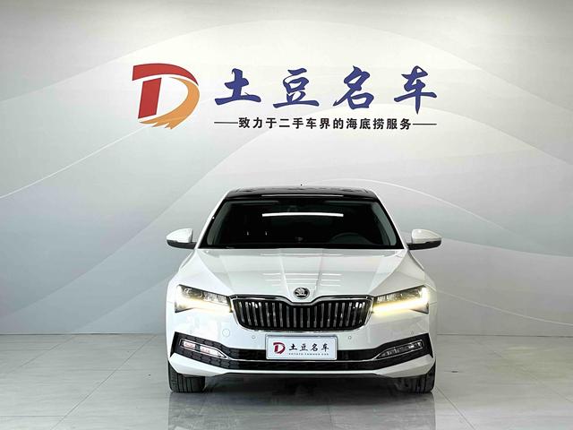 Skoda Superb - фото 1