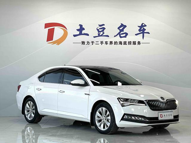 Skoda Superb - фото 2