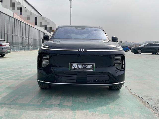 Changan Qiyuan Q07 - фото 1