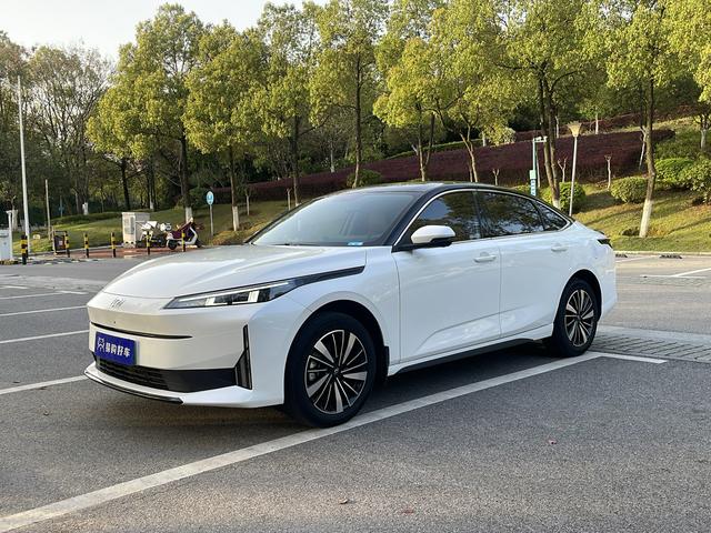 Changan Qiyuan A05 - фото 0