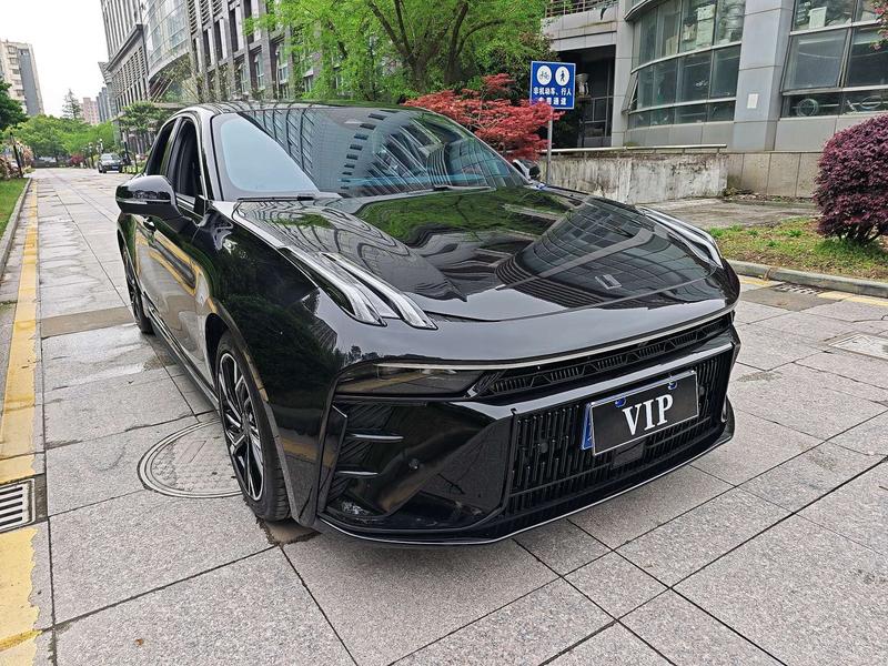 Lynk & Co 03 - фото 2