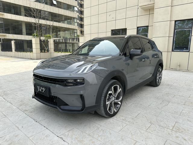 Lynk & Co 06 - фото 0