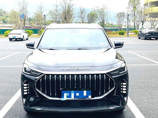 Jetour X70 PLUS - фото 1