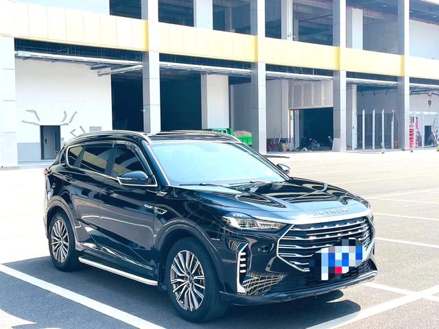 Jetour X70 PLUS - фото 2