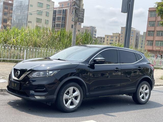 Nissan Qashqai - фото 0